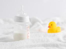 Babyvoeding - freepik